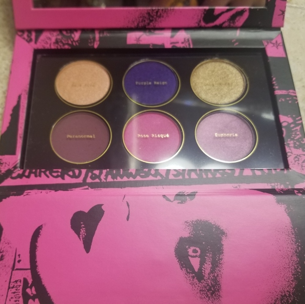 MTHRSHP SUBVERSIVE
LA VIE EN ROSE PALETTE (NWT) - Picture 6 of 8